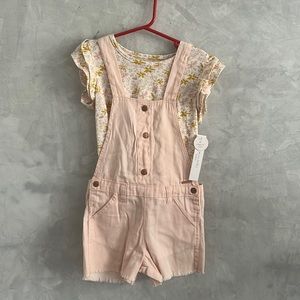 NWT 2-pcs Tahari Girls Pink Overalls and Blouse. Size 6